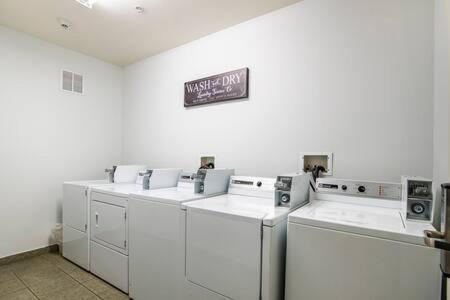 דירות Vistas 201- Modern Sierra Vista 1Bd Great Location מראה חיצוני תמונה